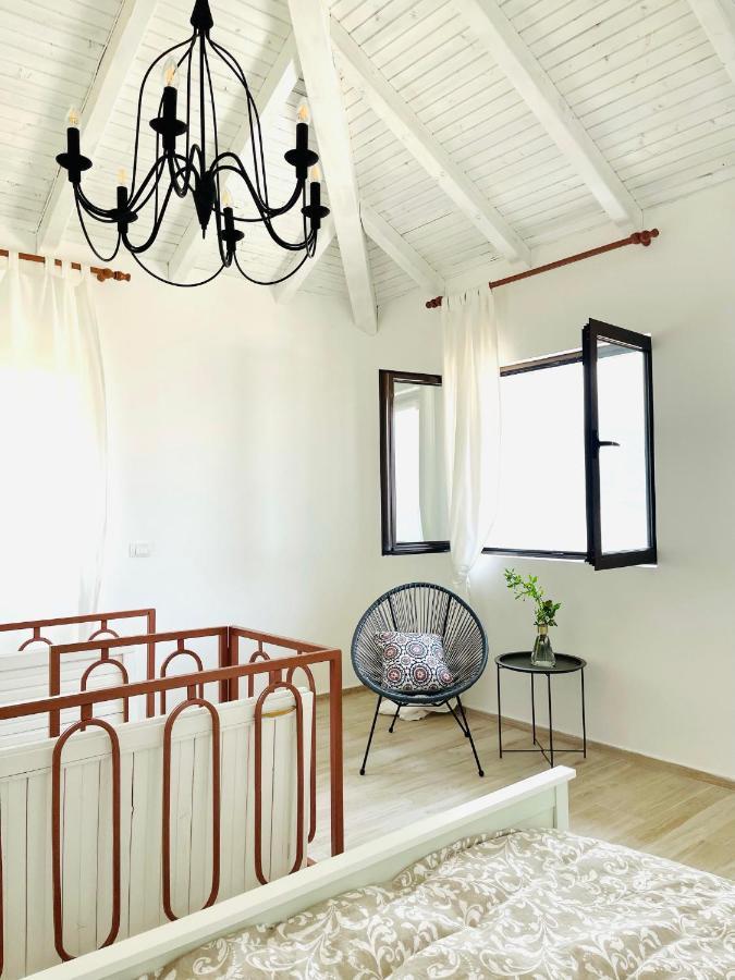 Chic Sea Front Apartment With Breathtaking Kotor Bay View Donji Stoliv Eksteriør bilde