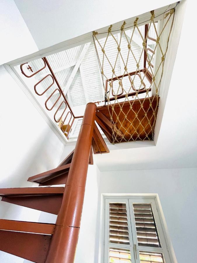 Chic Sea Front Apartment With Breathtaking Kotor Bay View Donji Stoliv Eksteriør bilde